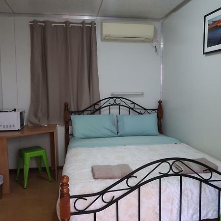 Mud Crab Motel Дерби Экстерьер фото